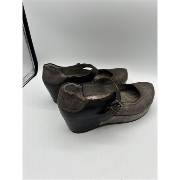 OTBT Aura Womens Mary Jane Wedge Shoes Sz 8.5 M Pewter Metallic Leather Brown - Picture 6 of 13